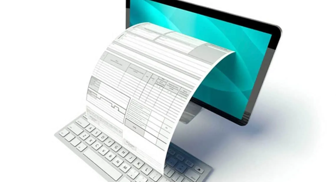 Fattura che esce dallo schermo di un computer